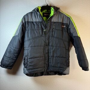 Performance Gear puffer Gray and Green Kids Jacket SZ:M